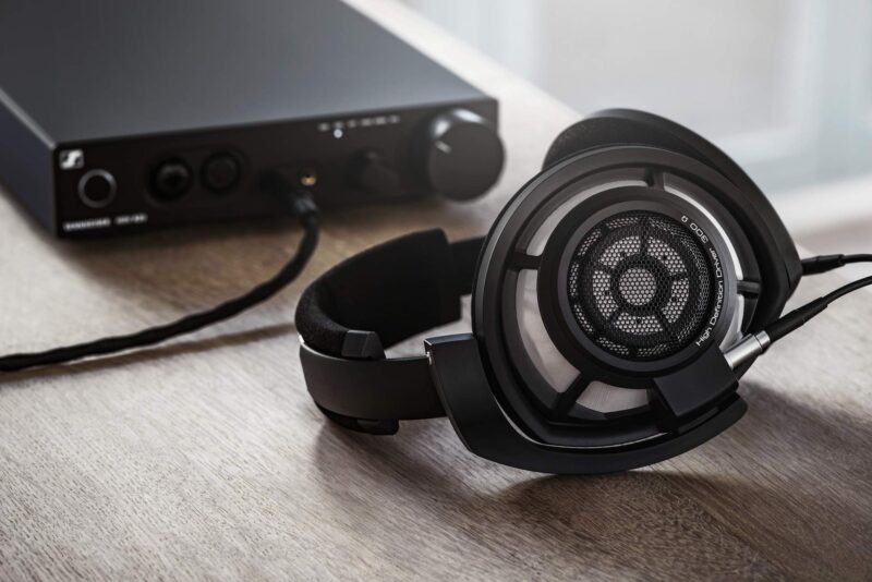 SENNHEISER HD 820 Over-the-Ear Audiophile Reference Headphones - Ring Radiator Drivers with Glass Reflector Technology, Sound Isolating Closed Earcups, Includes Balanced Cable, 2-Year Warranty (Black)